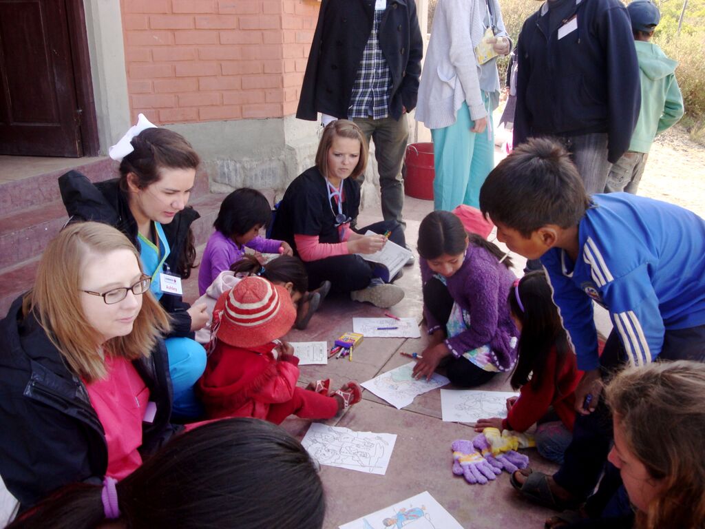 Students teaching Bolivian children
