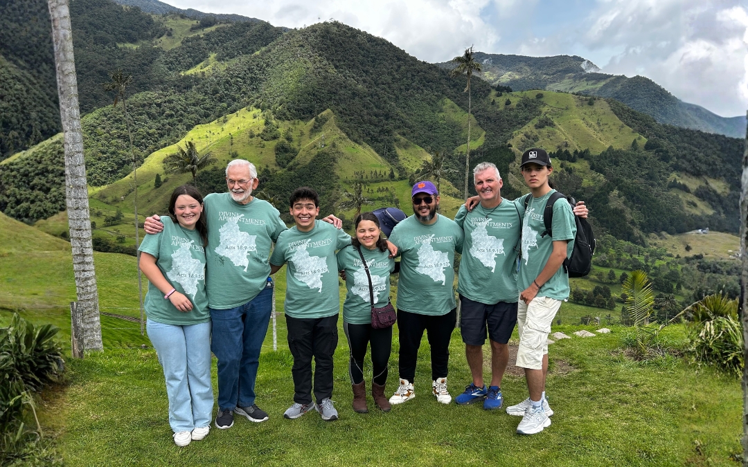 Mike Trimble and his short-term mission trip team in Colombia